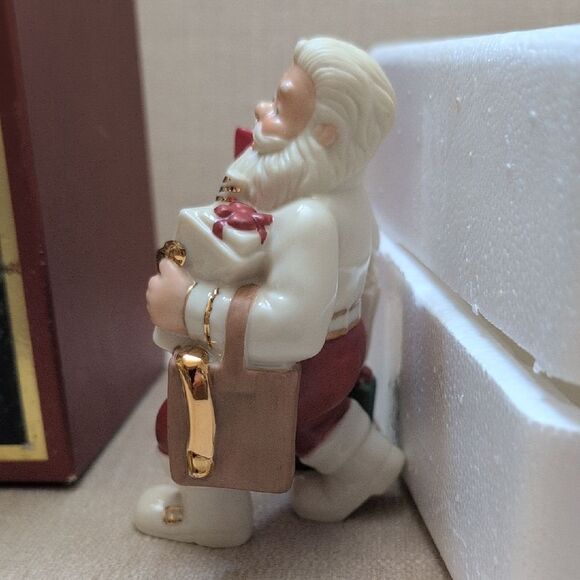 Lenox Santa's Pastimes Shopper Figurine Collectible Christmas Santa In Box - Picture 6 of 9